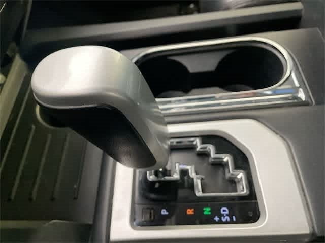 2017 Toyota Tundra Platinum CrewMax 5.5 Bed 5.7L FFV